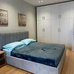Flos Apartmán *